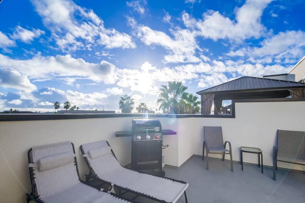 Park Blvd Paradise 303 King Bed With A Private Spa San Diego Buitenkant foto